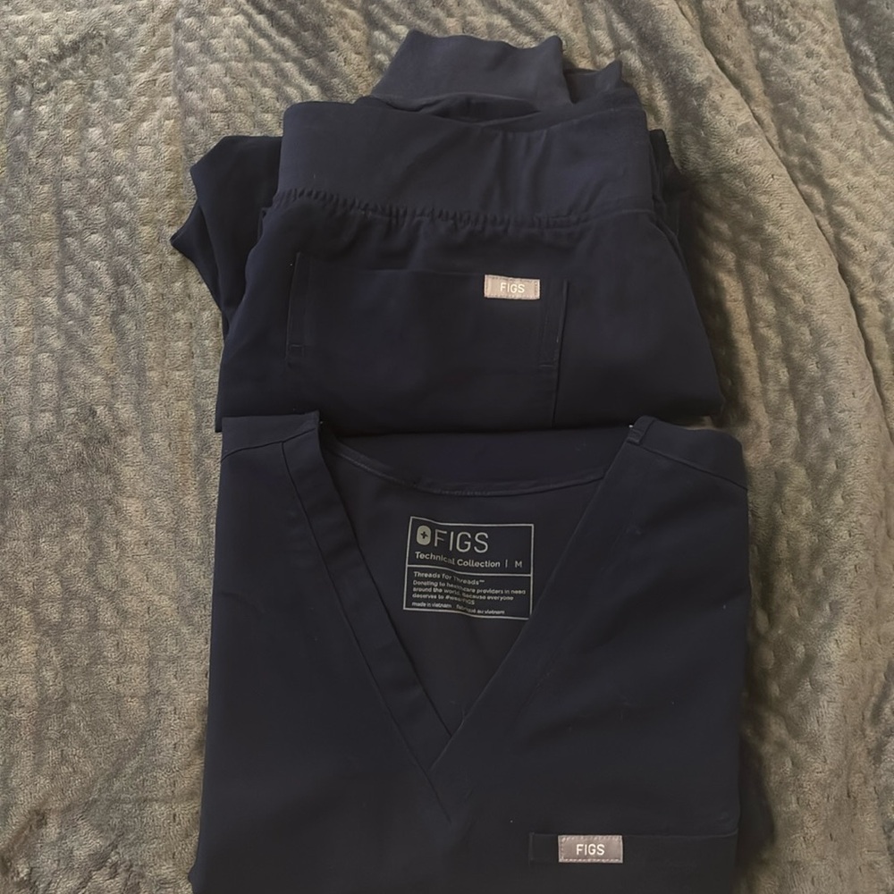 Navy blue figs set